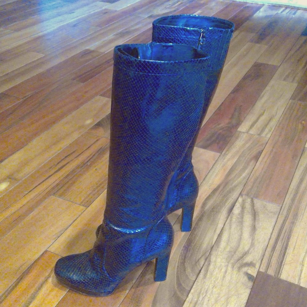 Tall black snakeskin leather Via Spiga platform bo